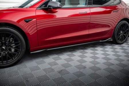 TESLA 3 2024